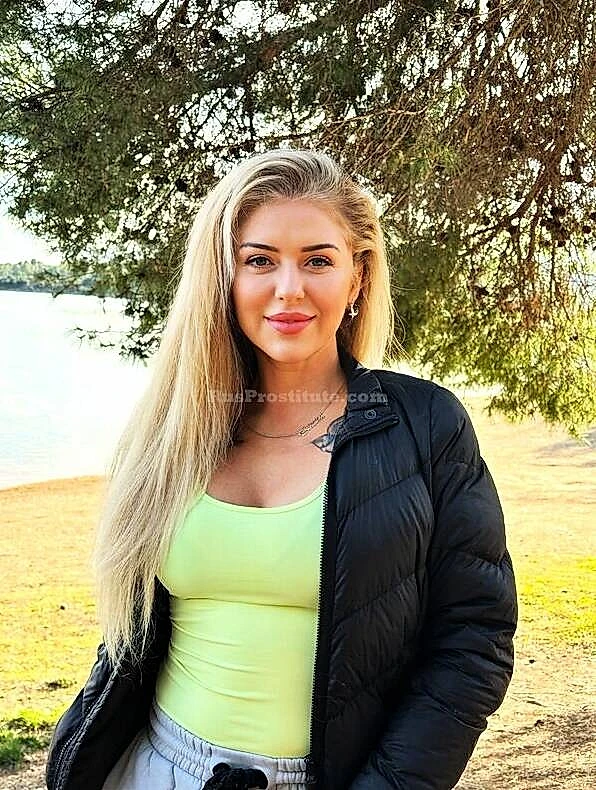 Olga - St. Petersburg VIP Escort Bayan